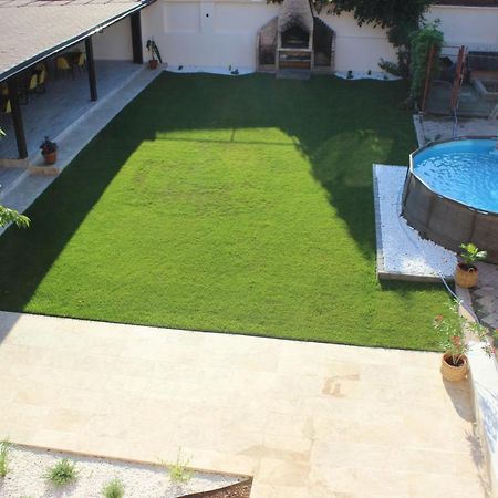Pretty Garden Villa Orsova Ngoại thất bức ảnh
